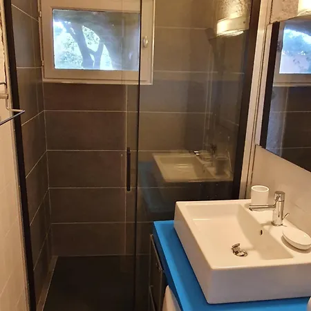 T1 Proche Apartman